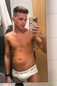 Ash-Lee Gay Male Escort Photo 4