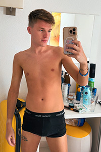 Ash-Lee Gay Male Escort Photo 5