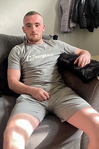 Elliot-James Gay Male Escort Photo 1