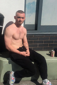 Elliot-James Gay Male Escort Photo 4