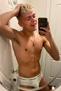 Jack-White Gay Male Escort Photo 4