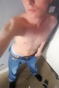 Junior-Manchester Gay Male Escort Photo 3