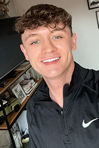 Oliver-Wesley Gay Male Escort Photo 2