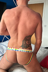 Ryan-Wright Gay Male Escort Photo 5